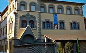 Residencia Sagrada Familia